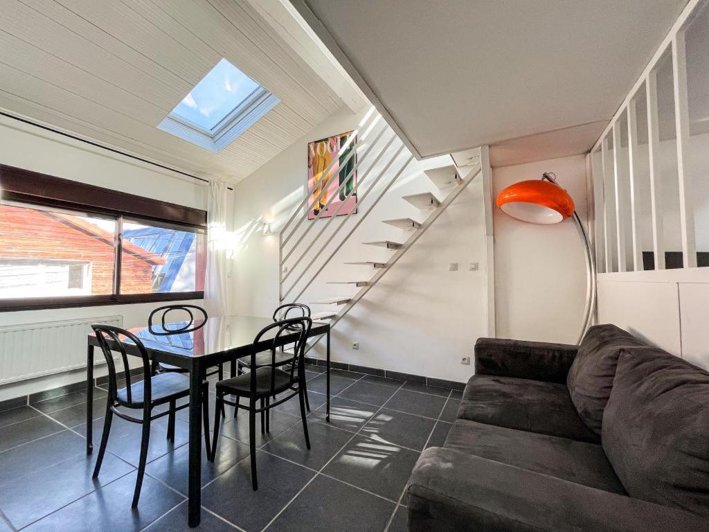 Suite Palm Spring Villeurbanne Exteriör bild